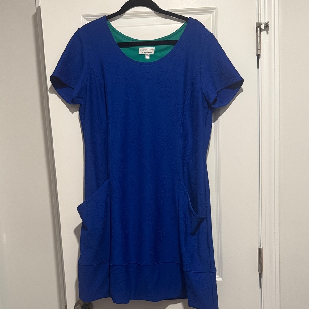 Signature by Robbie Bee Royal Blue Short Sleeve Pocket Dress